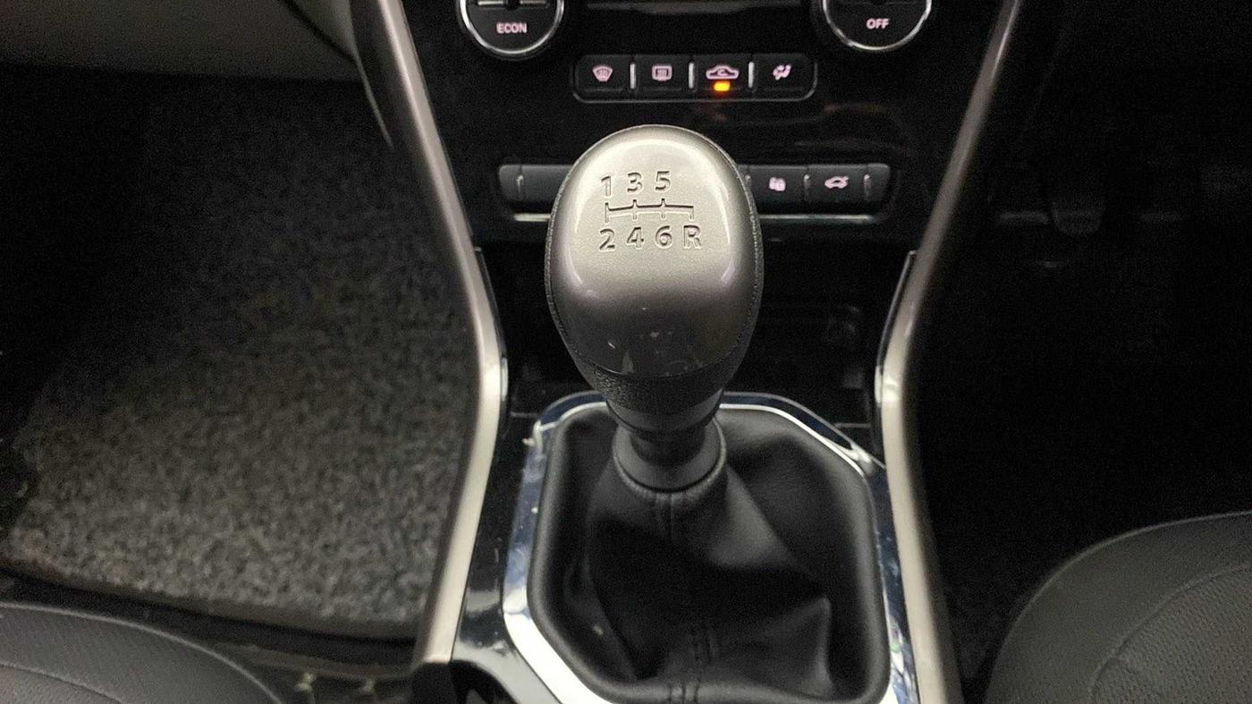 2018 Tata NEXON XZ PLUS PETROL, CNG, Manual, 46,234 km, Gear Lever