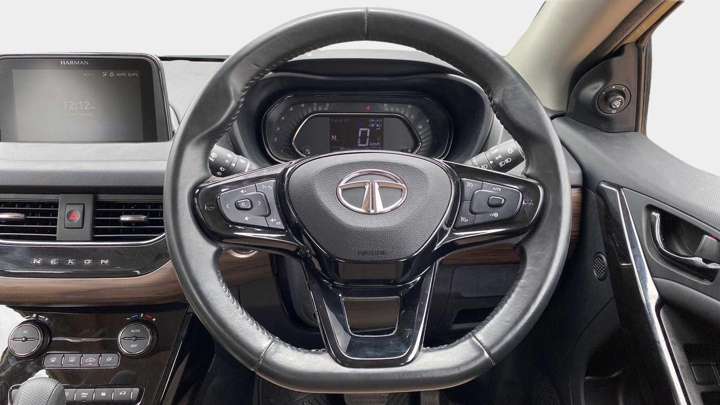 2022 Tata NEXON XZA PLUS KAZIRANGA PETROL, Petrol, Automatic, 29,020 km, Steering Wheel Close Up