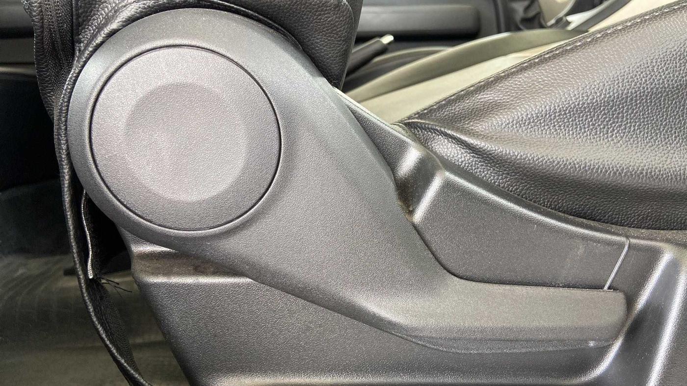 2023 Maruti New Wagon-R ZXI 1.2, Petrol, Manual, 8,531 km, Driver Side Adjustment Panel