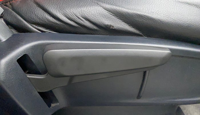 2021 Tata ALTROZ XZ PETROL, Petrol, Manual, 26,041 km, Driver Side Adjustment Panel