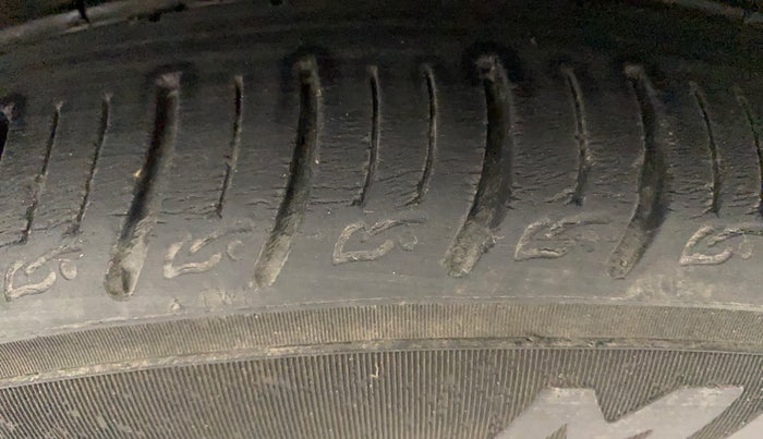 2021 Tata ALTROZ XZ PETROL, Petrol, Manual, 26,041 km, Left Front Tyre Tread