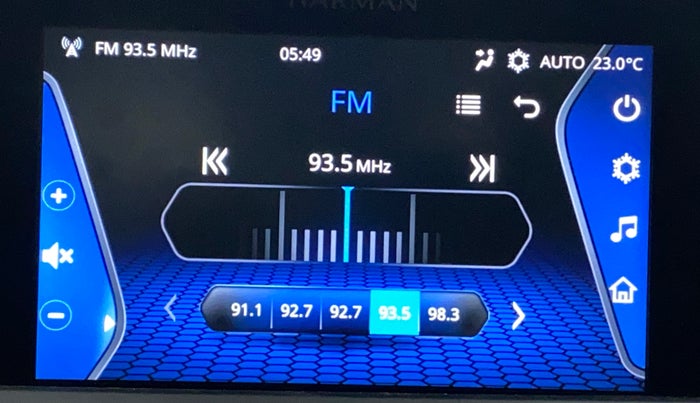 2021 Tata ALTROZ XZ PETROL, Petrol, Manual, 26,041 km, Infotainment System