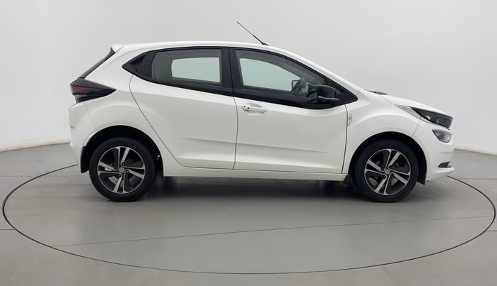 2021 Tata ALTROZ XZ PETROL, Petrol, Manual, 26,041 km, Right Side View