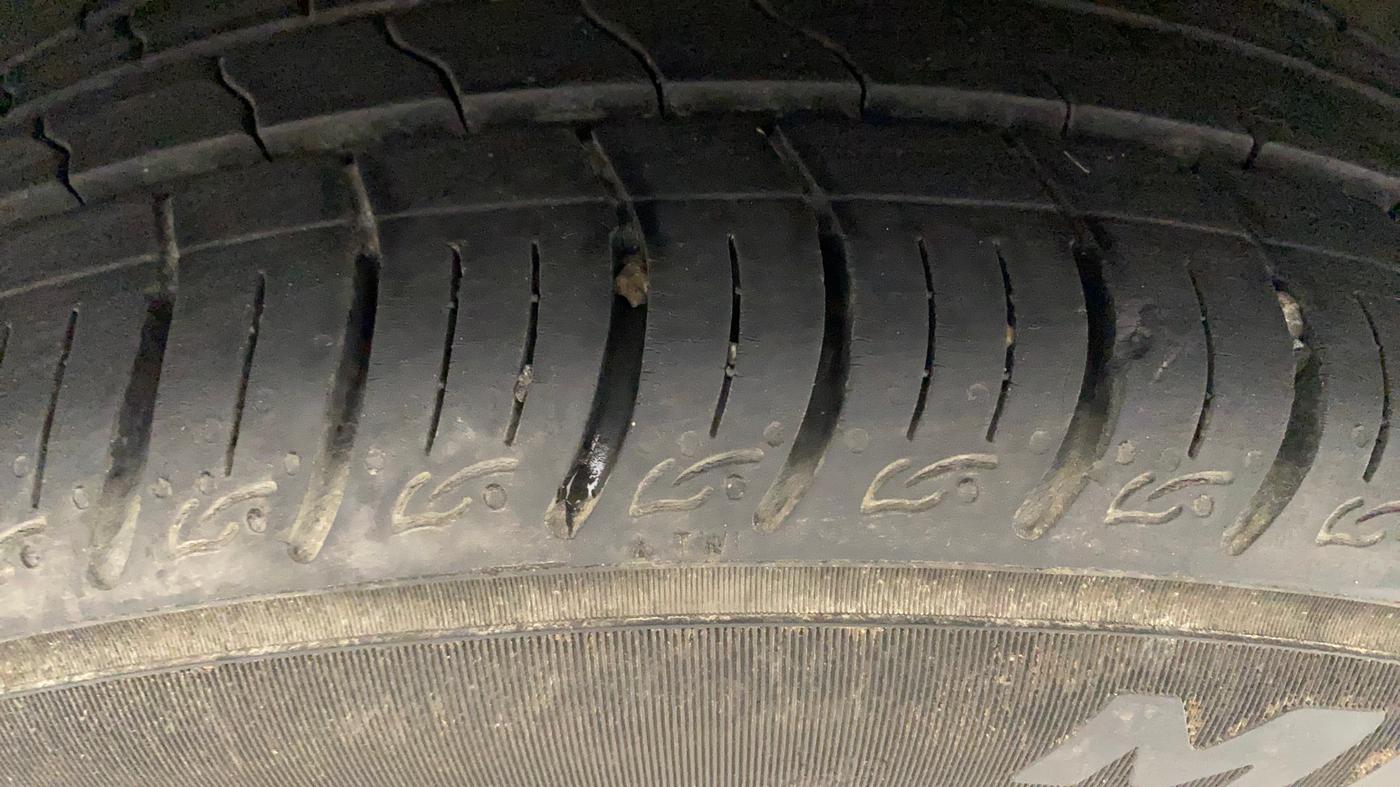 2021 Tata ALTROZ XZ PETROL, Petrol, Manual, 26,041 km, Right Rear Tyre Tread