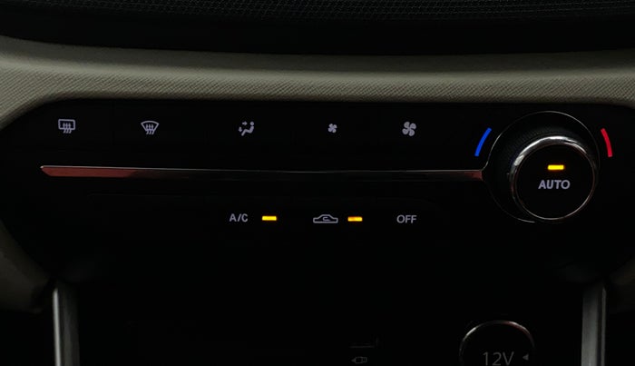 2021 Tata ALTROZ XZ PETROL, Petrol, Manual, 26,041 km, Automatic Climate Control