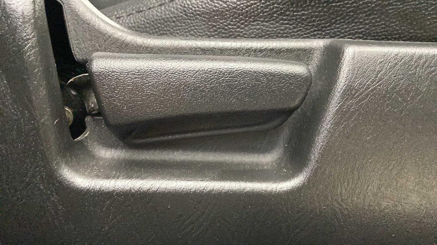 2021 Maruti Alto VXI, Petrol, Manual, 10,013 km, Driver Side Adjustment Panel
