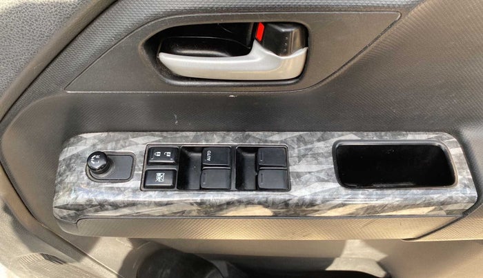 2021 Maruti New Wagon-R VXI (O) 1.2 AMT, Petrol, Automatic, 37,589 km, Driver Side Door Panels Control