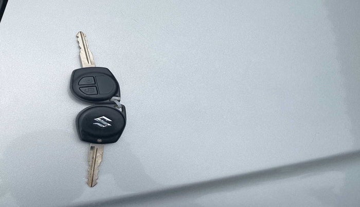 2015 Maruti Wagon R 1.0 VXI, Petrol, Manual, 22,066 km, Key Close Up