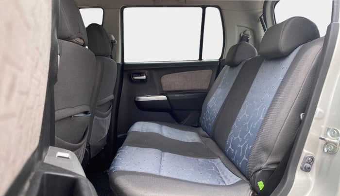 2015 Maruti Wagon R 1.0 VXI, Petrol, Manual, 22,066 km, Right Side Rear Door Cabin