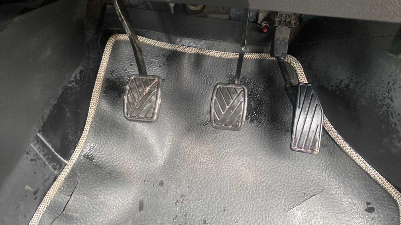 2018 Maruti Swift VXI, Petrol, Manual, 21,634 km, Pedals