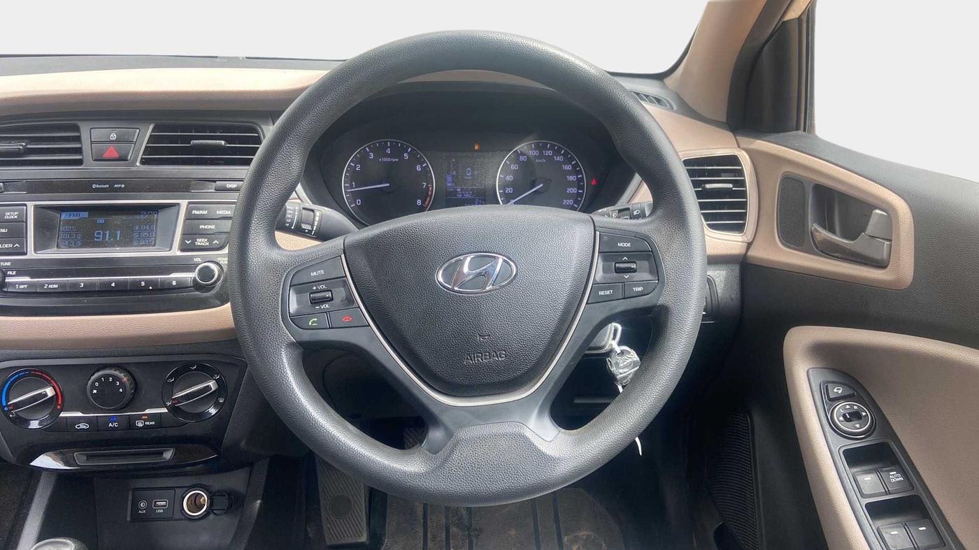 2017 Hyundai Elite i20 SPORTZ 1.2, Petrol, Manual, 78,959 km, Steering Wheel Close Up