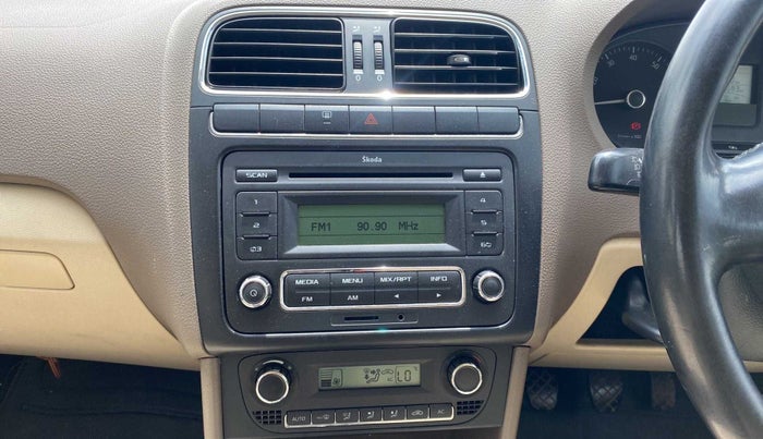 2013 Skoda Rapid ELEGANCE 1.6 MPI MT, Petrol, Manual, 59,691 km, Air Conditioner