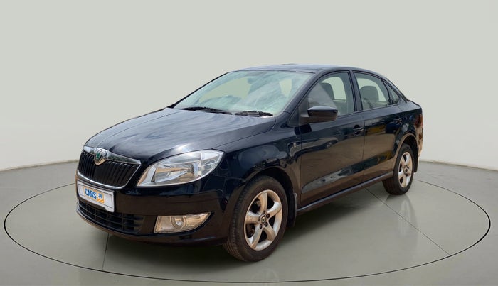 2013 Skoda Rapid ELEGANCE 1.6 MPI MT, Petrol, Manual, 59,691 km, Left Front Diagonal