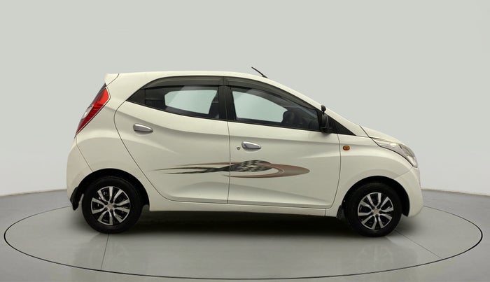 2016 Hyundai Eon ERA +, Petrol, Manual, 61,598 km, Right Side View