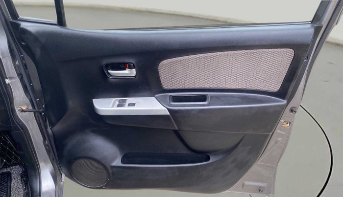 2013 Maruti Wagon R 1.0 LXI, Petrol, Manual, 44,985 km, Driver Side Door Panels Control