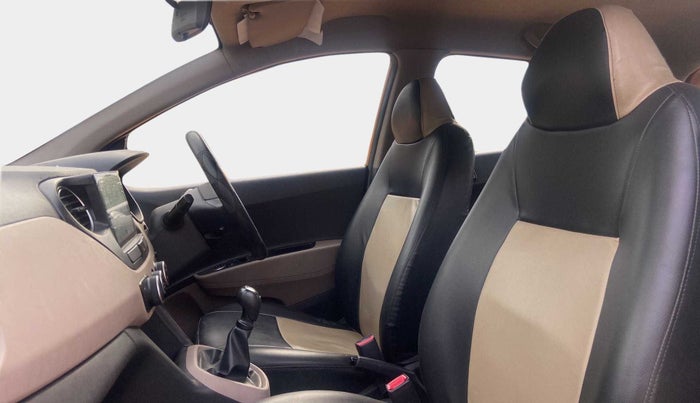 2017 Hyundai Grand i10 MAGNA 1.2 KAPPA VTVT, Petrol, Manual, 69,760 km, Right Side Front Door Cabin