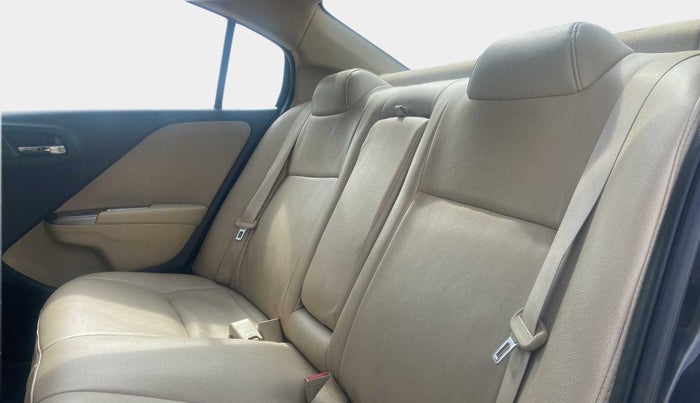 2016 Honda City 1.5L I-VTEC V MT, Petrol, Manual, 58,750 km, Right Side Rear Door Cabin