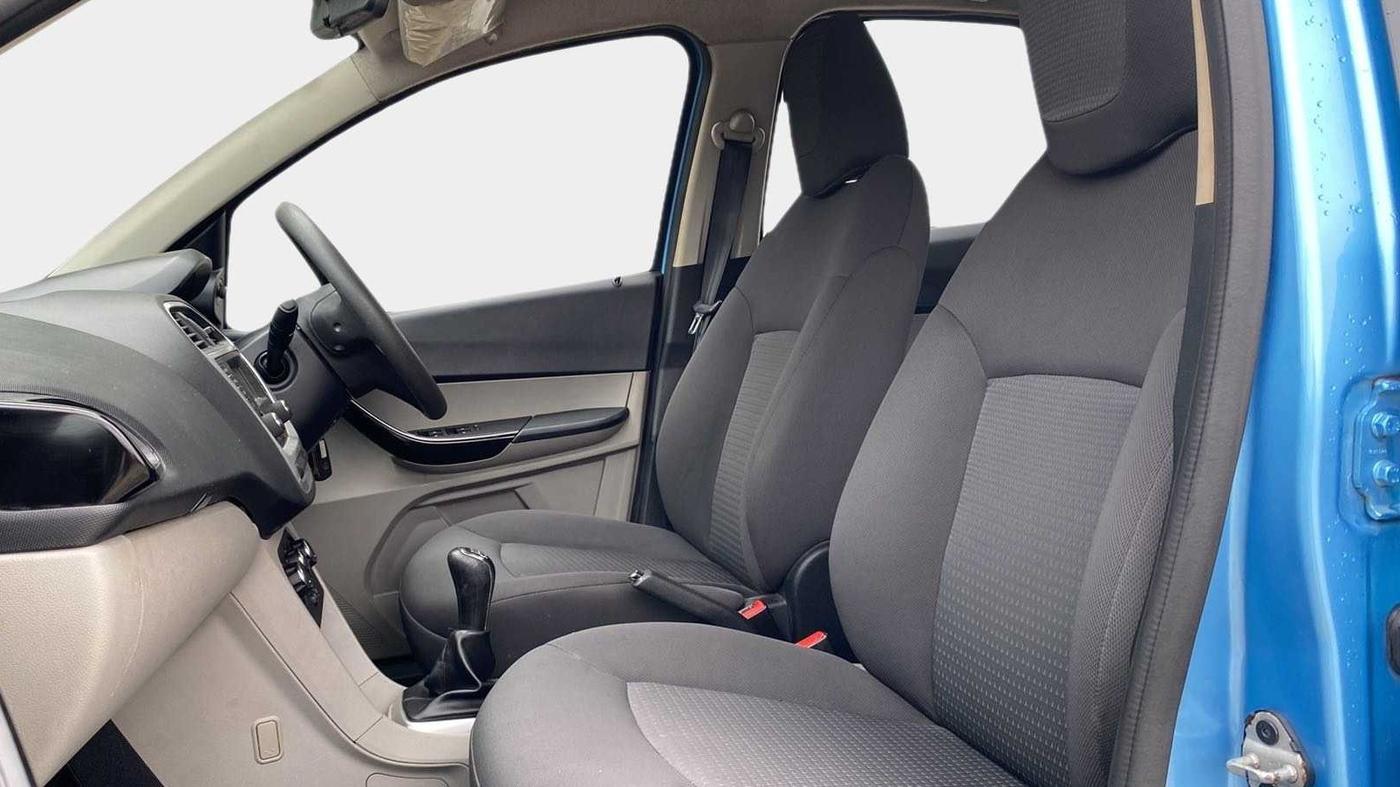 2016 Tata Tiago XT PETROL, Petrol, Manual, 100 km, Right Side Front Door Cabin