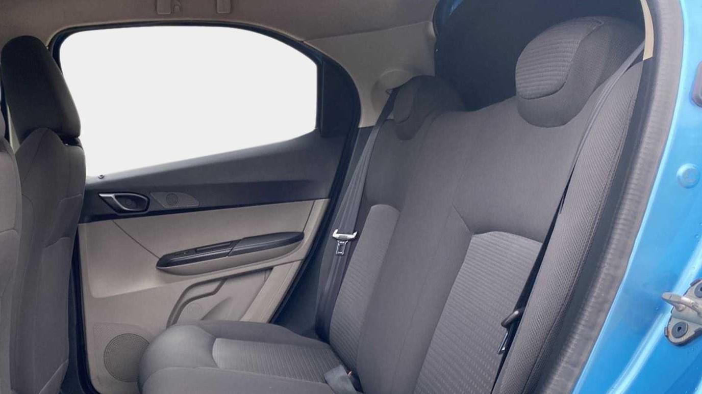 2016 Tata Tiago XT PETROL, Petrol, Manual, 100 km, Right Side Rear Door Cabin