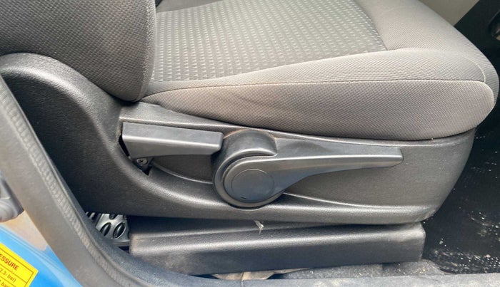 2016 Tata Tiago XT PETROL, Petrol, Manual, 100 km, Driver Side Adjustment Panel