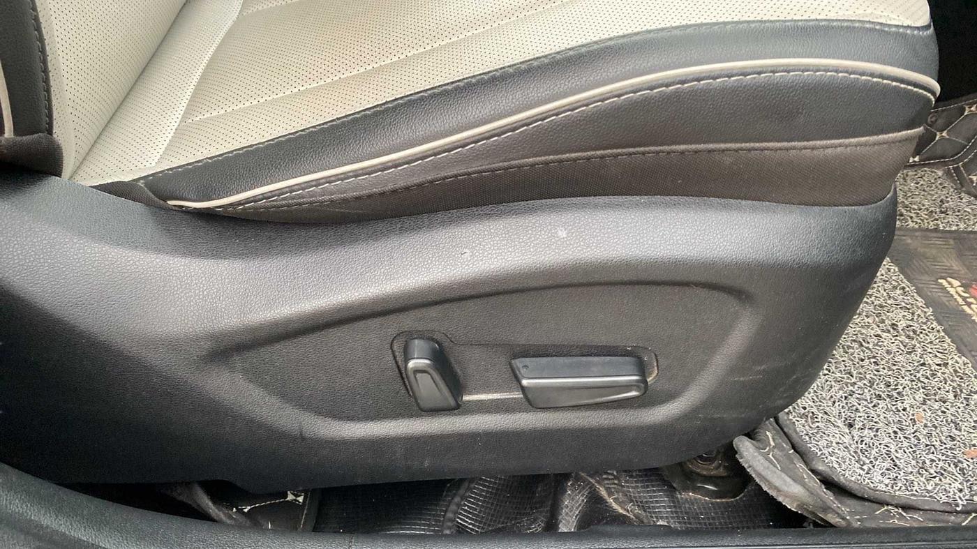 2021 Hyundai Creta SX (O) IVT 1.5 PETROL, Petrol, Automatic, 16,255 km, Driver Side Adjustment Panel