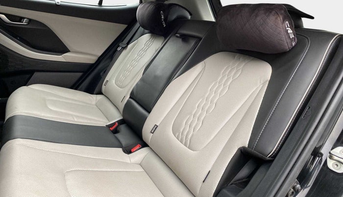 2021 Hyundai Creta SX (O) IVT 1.5 PETROL, Petrol, Automatic, 16,255 km, Right Side Rear Door Cabin