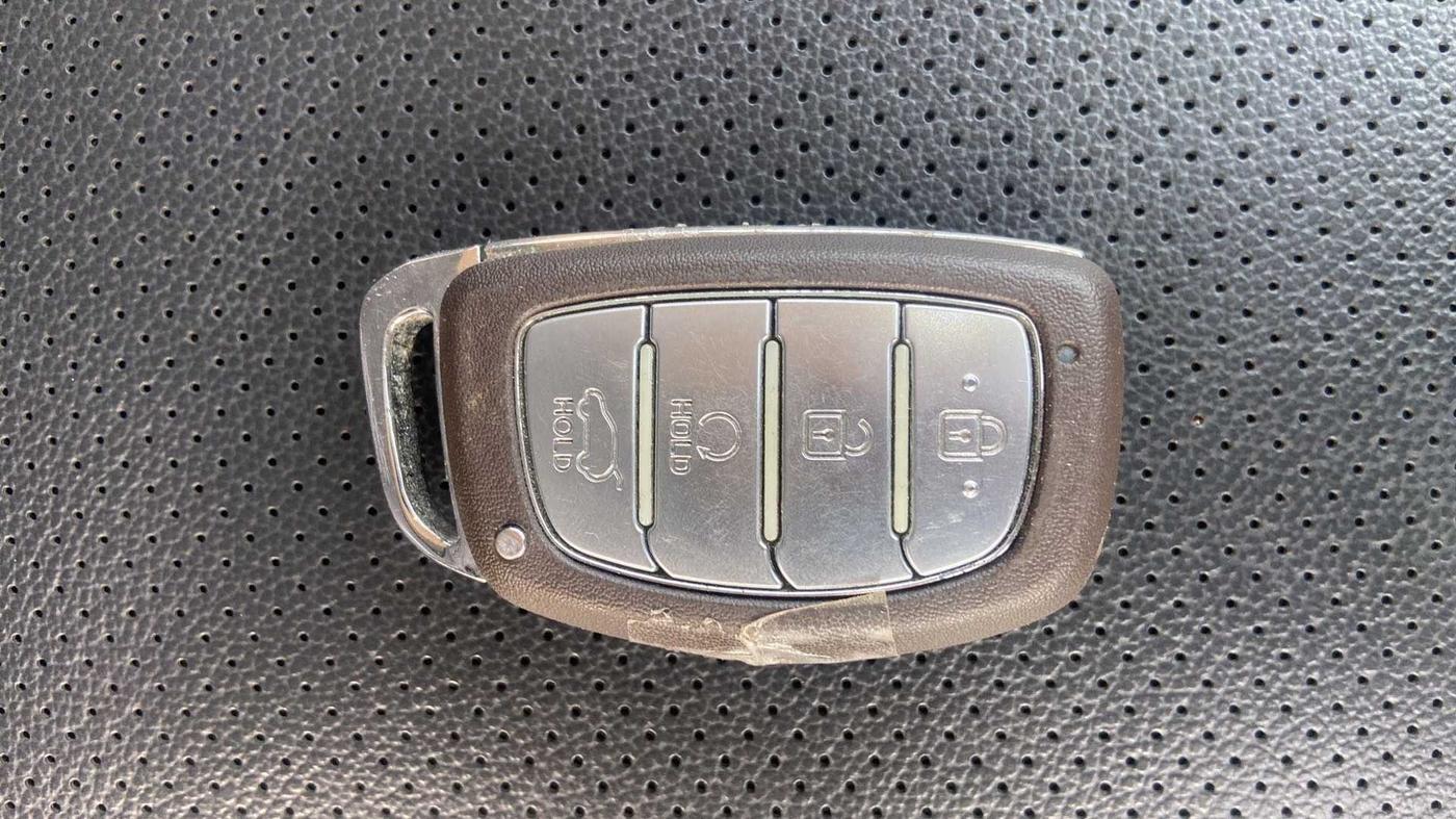 2022 Hyundai Creta SX (O) 1.4 TURBO DCT, Petrol, Automatic, 21,100 km, Key Close Up