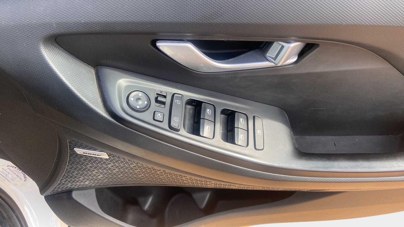 2022 Hyundai Creta SX (O) 1.4 TURBO DCT, Petrol, Automatic, 21,100 km, Driver Side Door Panels Control