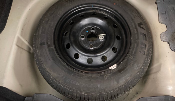 2014 Maruti Swift Dzire VXI, Petrol, Manual, 1,16,630 km, Spare Tyre
