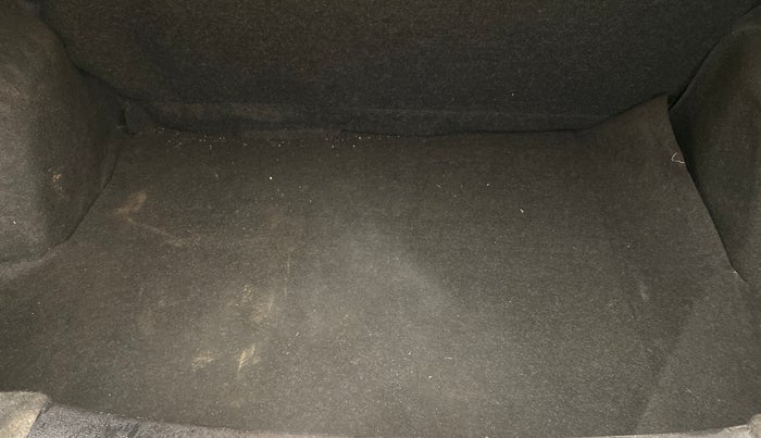 2014 Maruti Swift Dzire VXI, Petrol, Manual, 1,16,630 km, Boot Inside