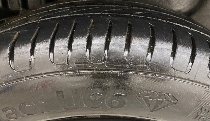 2014 Maruti Swift Dzire VXI, Petrol, Manual, 1,16,630 km, Right Rear Tyre Tread