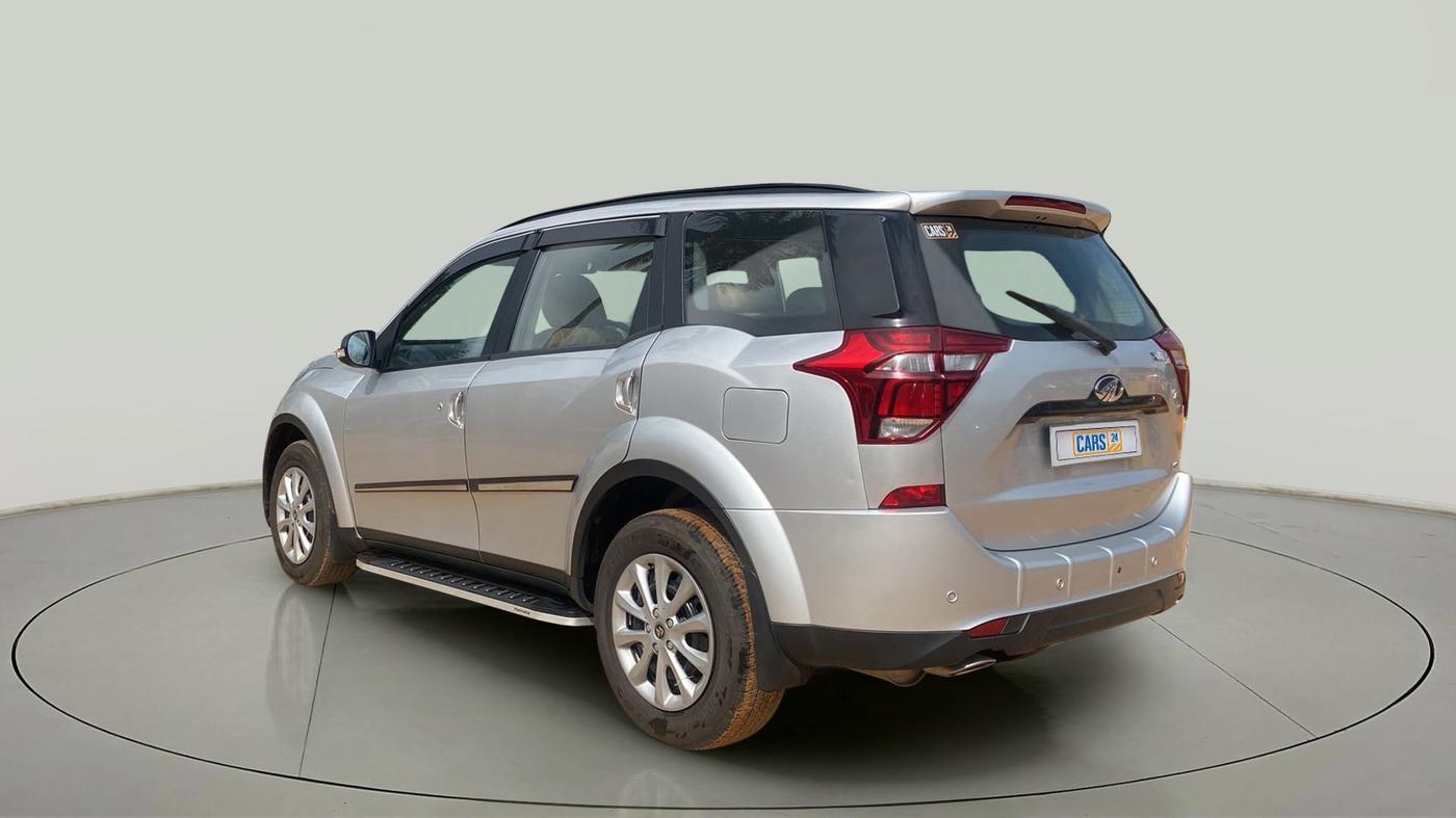 2020 Mahindra XUV500 W7, Diesel, Manual, 18,556 km, Left Back Diagonal