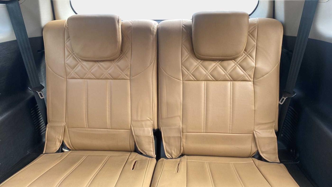 2020 Mahindra XUV500 W7, Diesel, Manual, 18,556 km, Third Seat Row ( optional )