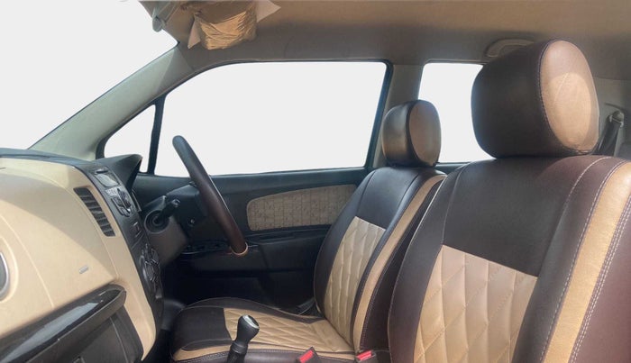 2018 Maruti Wagon R 1.0 VXI OPT, Petrol, Manual, 37,259 km, Right Side Front Door Cabin