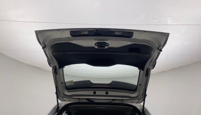 2023 Nissan MAGNITE XV PREMIUM, Petrol, Manual, 9,986 km, Boot Door Open