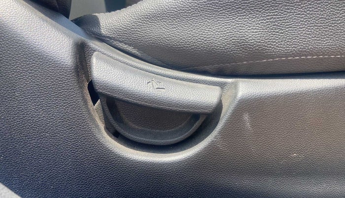 2018 Hyundai Grand i10 SPORTZ 1.2 KAPPA VTVT, Petrol, Manual, 31,851 km, Driver Side Adjustment Panel