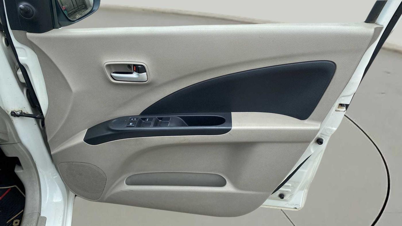 2015 Maruti Celerio VXI, Petrol, Manual, 53,870 km, Driver Side Door Panels Control