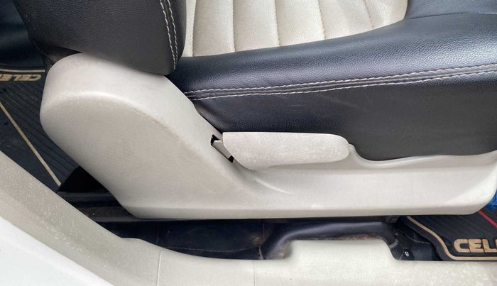 2015 Maruti Celerio VXI, Petrol, Manual, 53,870 km, Driver Side Adjustment Panel