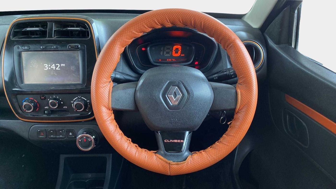 2017 Renault Kwid CLIMBER 1.0 AMT, Petrol, Automatic, 33,966 km, Steering Wheel Close Up
