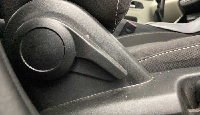2022 Tata ALTROZ XZ I-TURBO PETROL, Petrol, Manual, 10,917 km, Driver Side Adjustment Panel