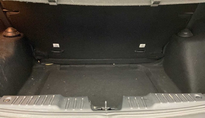 2022 Tata ALTROZ XZ I-TURBO PETROL, Petrol, Manual, 10,917 km, Boot Inside