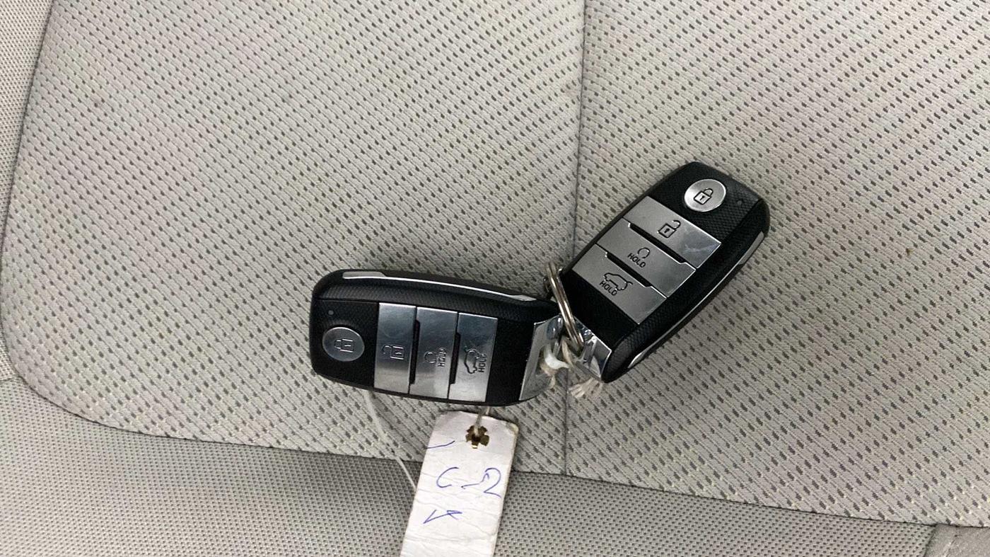 2022 KIA SELTOS HTK PLUS 1.5 IMT, Petrol, Manual, 14,160 km, Key Close Up