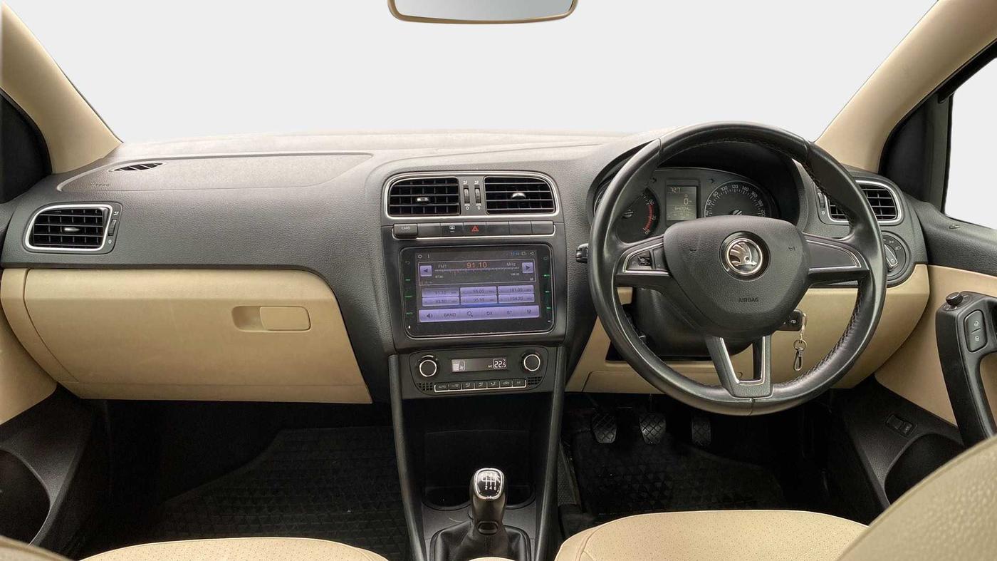 2020 Skoda Rapid STYLE TSI, Petrol, Manual, 64,338 km, Dashboard