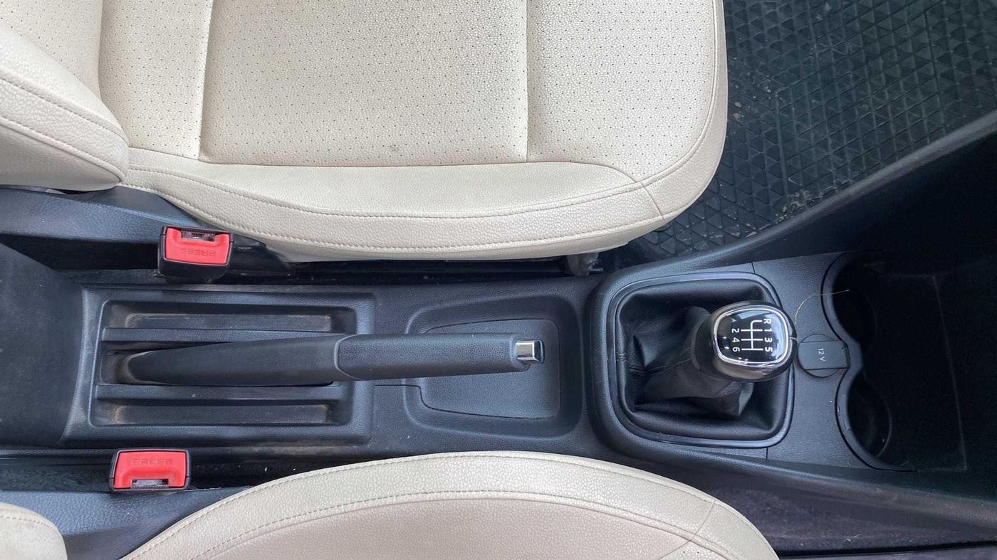 2020 Skoda Rapid STYLE TSI, Petrol, Manual, 64,338 km, Gear Lever