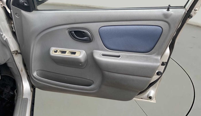 2014 Maruti Alto K10 VXI, Petrol, Manual, 45,844 km, Driver Side Door Panels Control