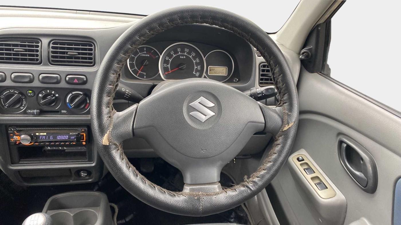 2014 Maruti Alto K10 VXI, Petrol, Manual, 45,844 km, Steering Wheel Close Up