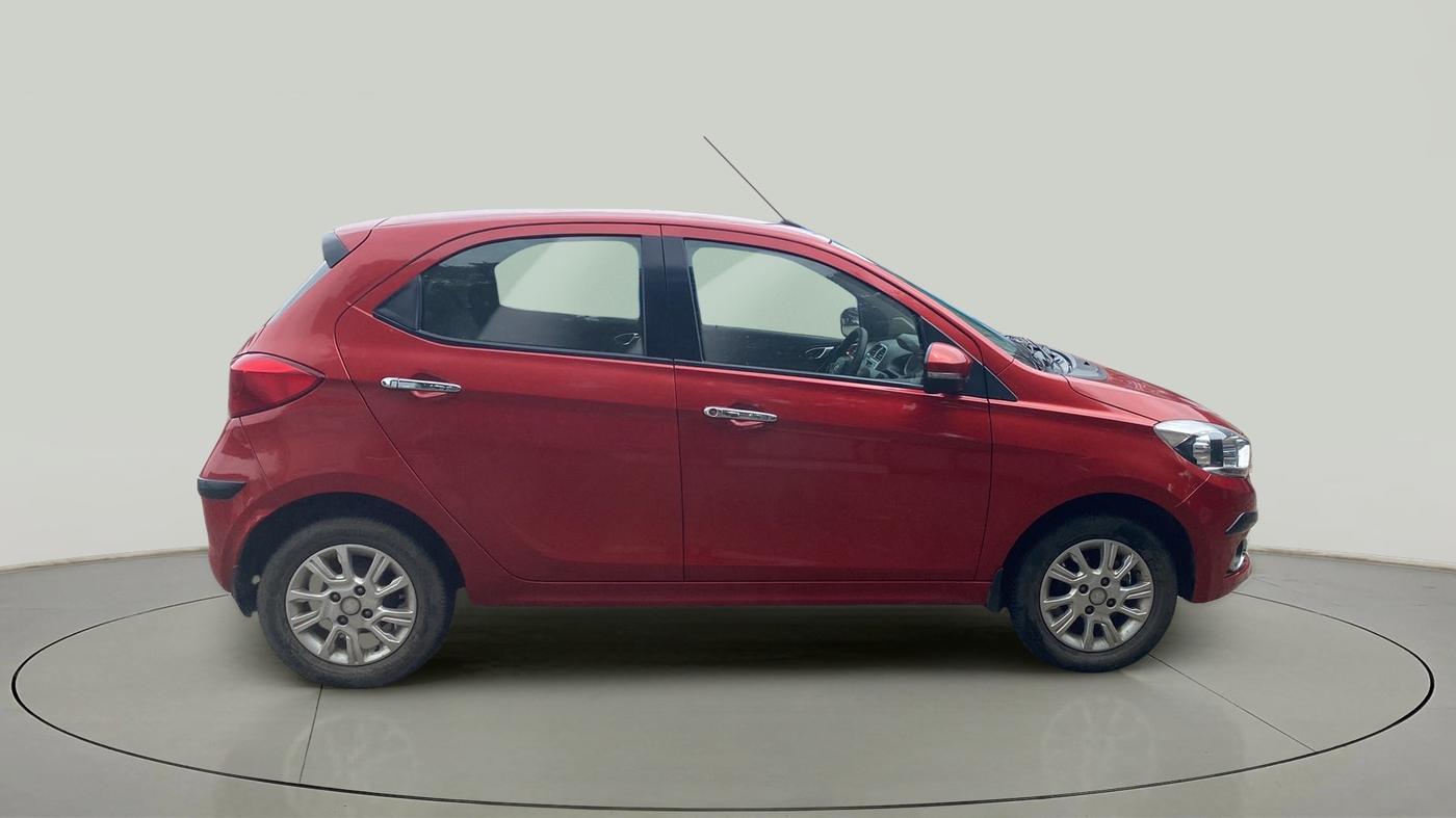 2017 Tata Tiago XZA PETROL, Petrol, Automatic, 22,175 km, Right Side