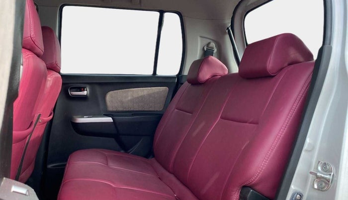 2015 Maruti Wagon R 1.0 VXI, Petrol, Manual, 43,688 km, Right Side Rear Door Cabin