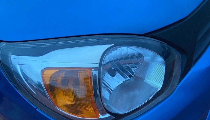 2019 Maruti Alto LXI, Petrol, Manual, 29,950 km, Right headlight - Clamp has minor damage