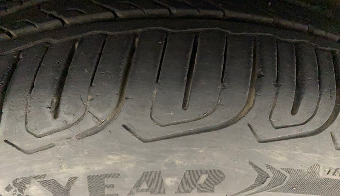 2021 Tata ALTROZ XZ DIESEL, Diesel, Manual, 17,262 km, Right Front Tyre Tread